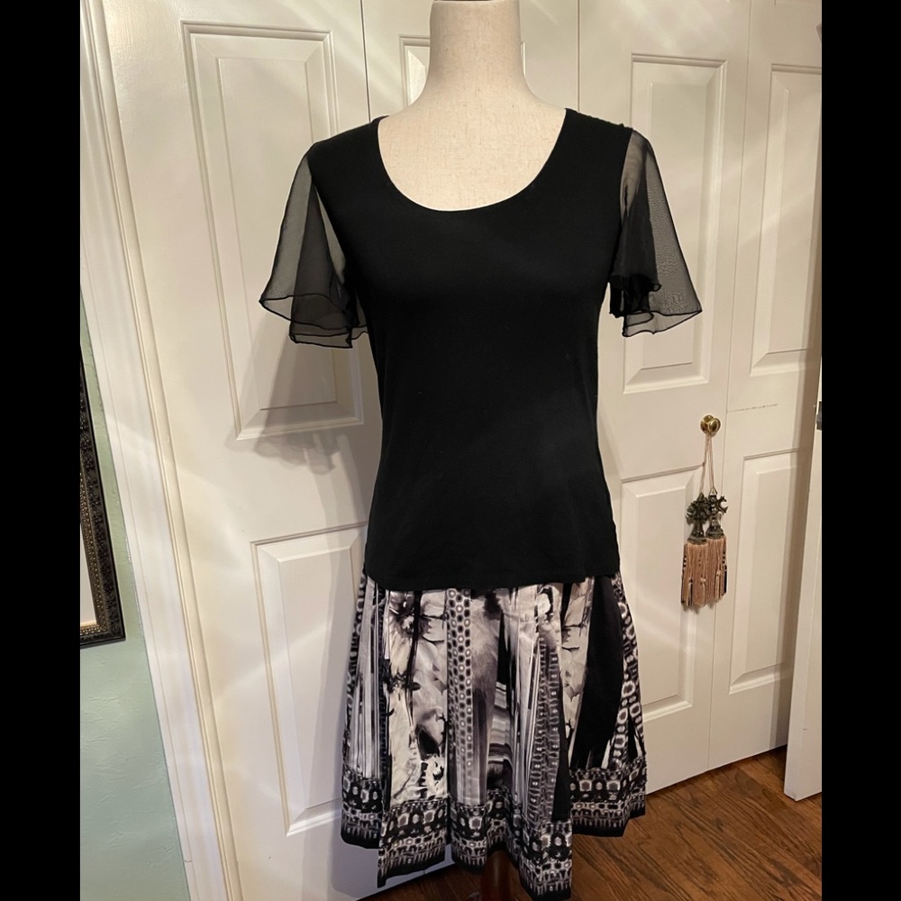 Cottonade t shirt with bell sleeves